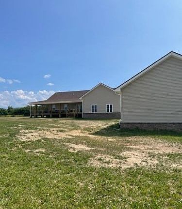 5th image of 672 Deerwood Dr