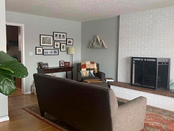 3rd image of 2545 Park Ave