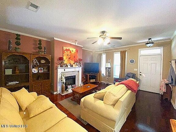 4th image of 4706 Stone Cross Dr