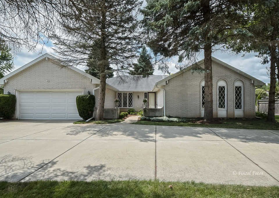 1st image of 503 Frankie Ct