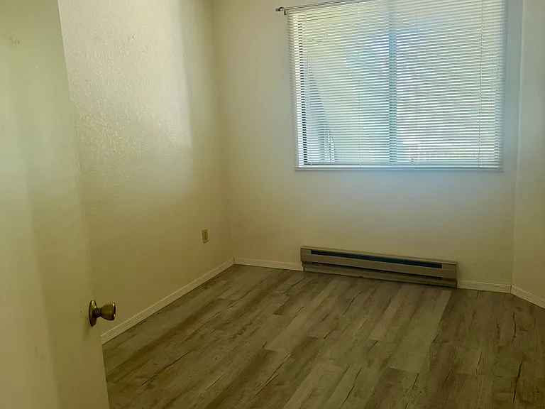 2700 S White Mountain Rd #423 — Photo 4