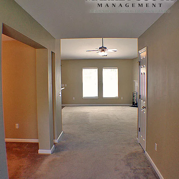 38 Hamilton Grove Dr — Photo 8