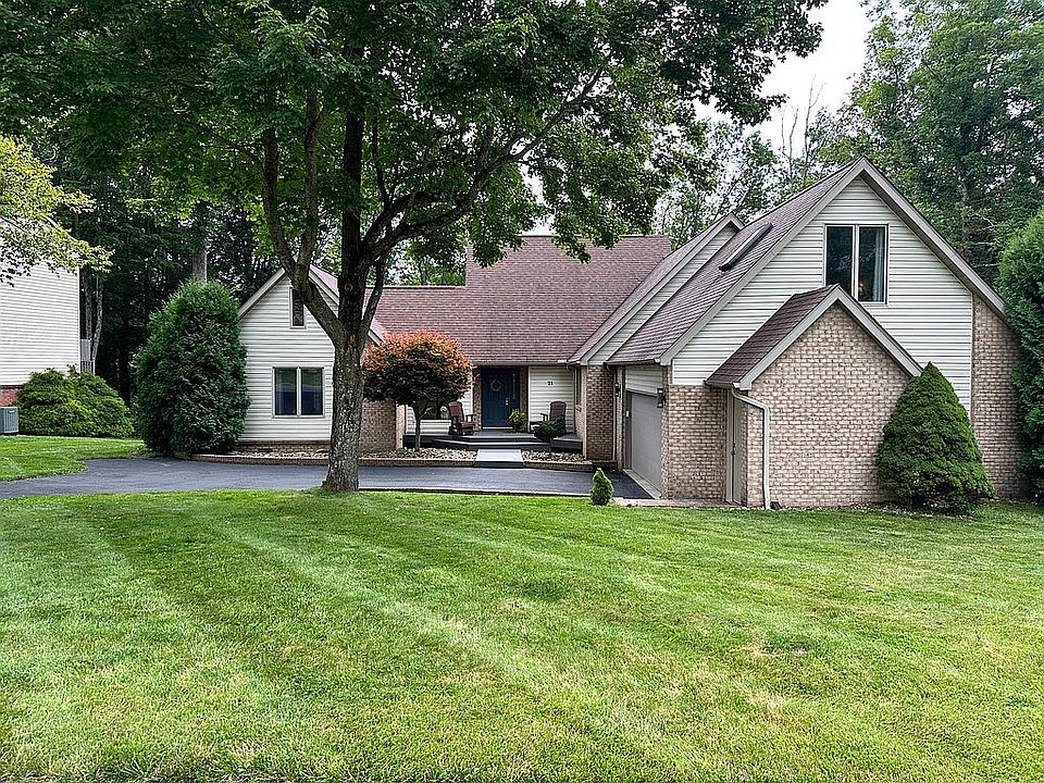 1st image of 21 Sandlewood Dr