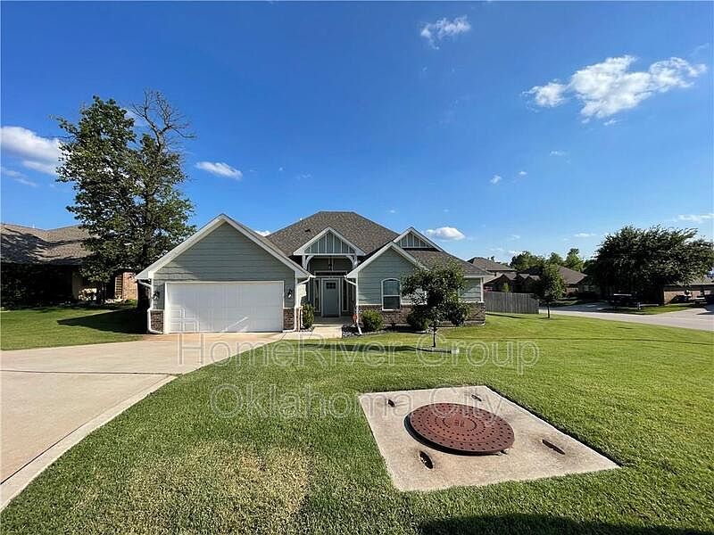 2nd image of 14320 Redvine Rd