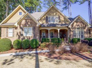 155 Eagle Point Ln, Southern Pines, NC 28387