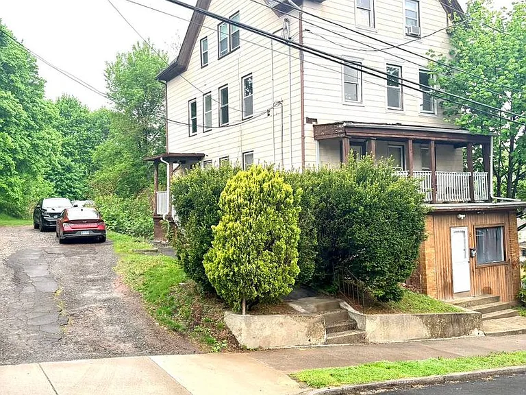 5 Oak St — Photo 17