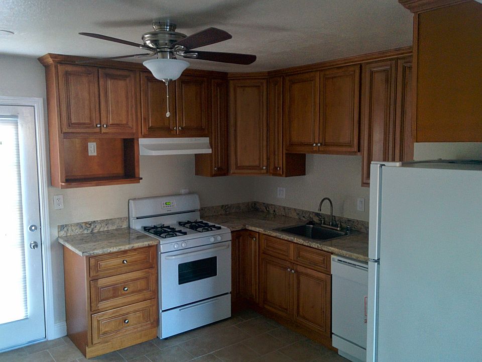 New Applicances, Cabinets, Countertops