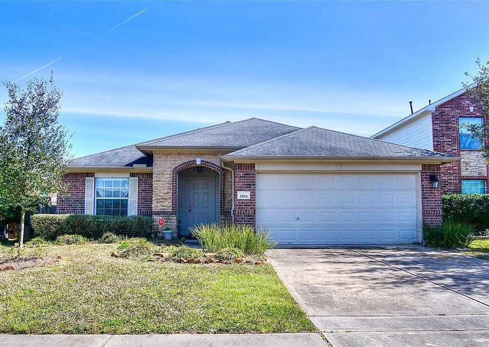 1st image of 2814 Lakecrest Way Dr