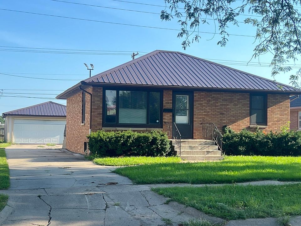 1st image of 2716 22nd St