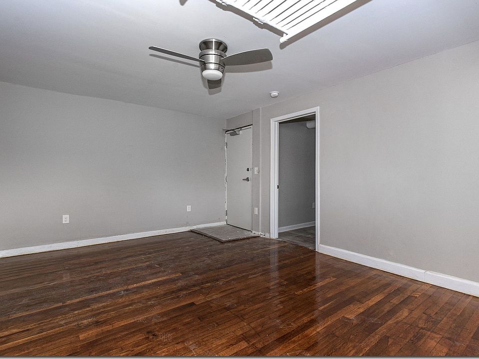 1st image of 2018 Lakeland Ave #7