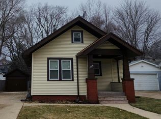1914 Price St, Rockford, IL