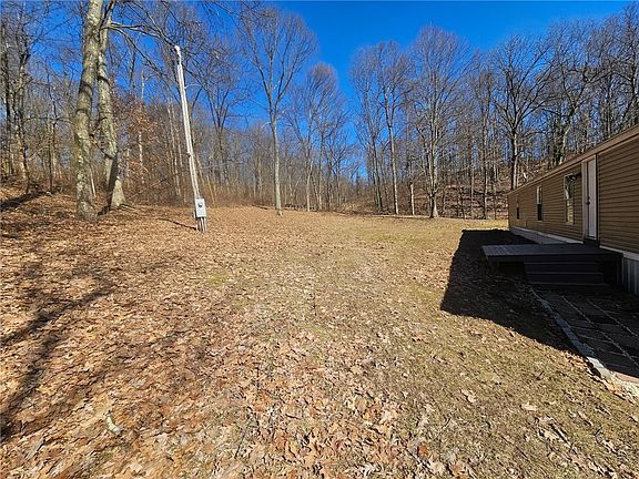 3rd image of 262 Rearick Rd