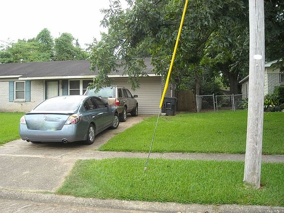 2nd image of 4606 Sheryl St