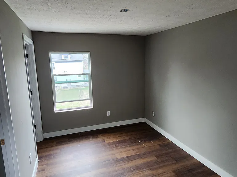 429-431 Bolander Ave #431 — Photo 7