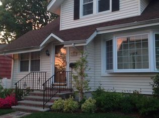 137 Sylvan Ave, Leonia, NJ 07605