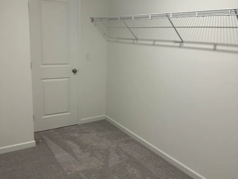 240 Vision St — Photo 15