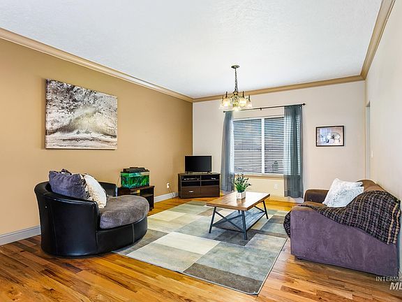5th image of 4415 N Montelino Way
