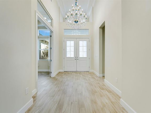 4th image of 4673 Estates Circle