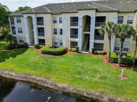8913 Legacy Ct