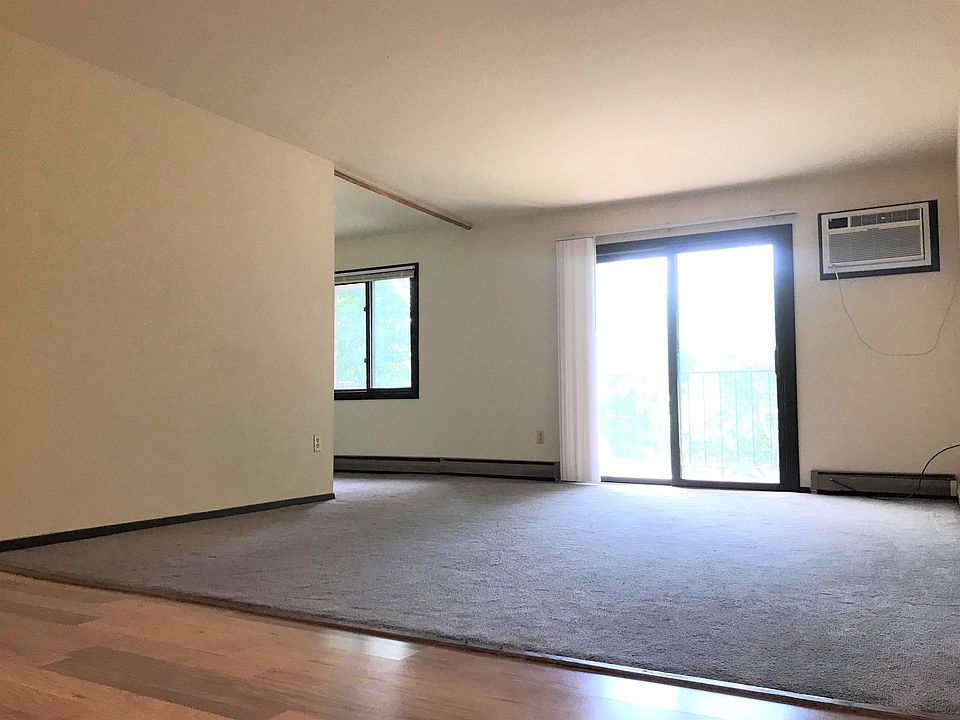 Living Room, to Balcony