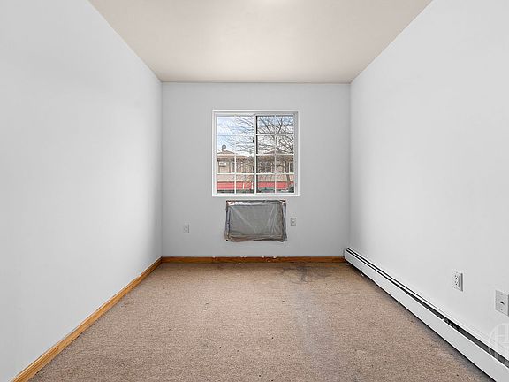 5th image of 10932 156th St