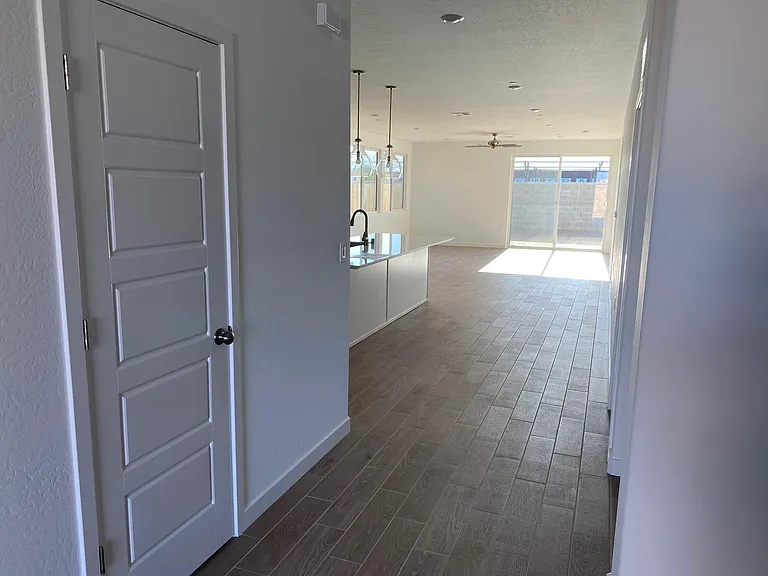 4282 N Maruyama Ave — Photo 7