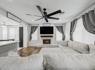 8636 W Cinnabar Ave, Peoria, AZ 85345