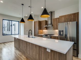 5609 Live Oak St #604, Dallas, TX 75206