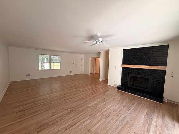 5th image of 4309 Rowan St