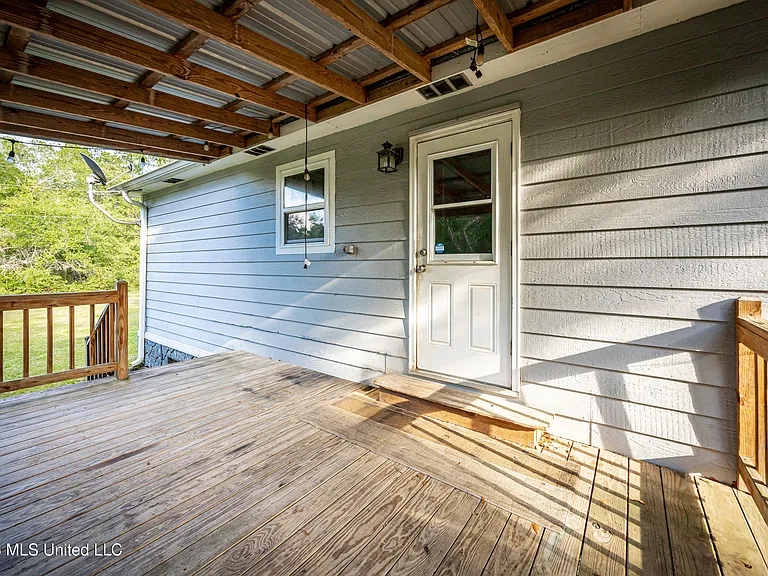 20608 Scarborough Rd — Photo 61