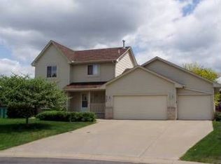 4724 92nd Ct N, Brooklyn Park, MN 55443