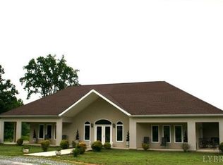 1116 Blessed Mountain Rd, Goode, VA 24556