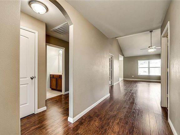 4th image of 6236 White Jade Drive
