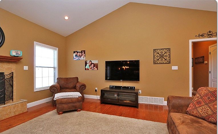 1st image of 1417 Trevino Dr
