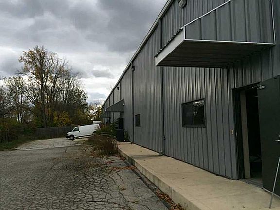 2nd image of 5890 Churchman Ave