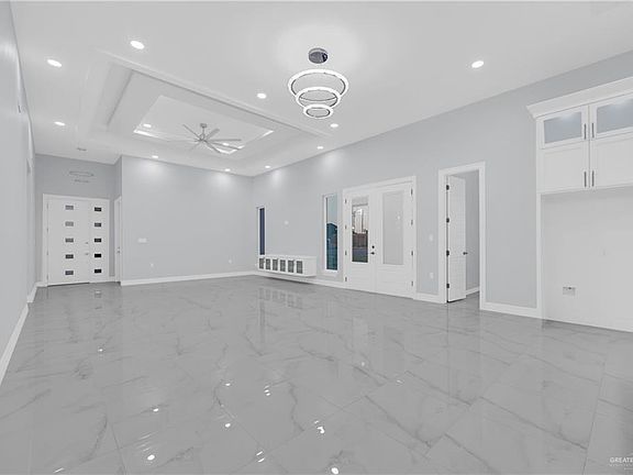 2nd image of 3007 E Ebanos Ave