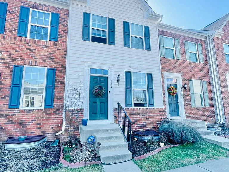 127 Streamview Dr — Photo 35