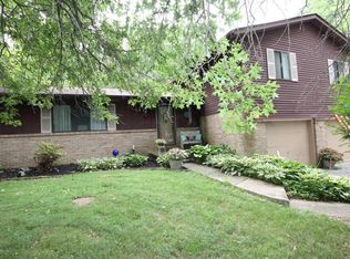 7147 Clark State Rd, Blacklick, OH 43004