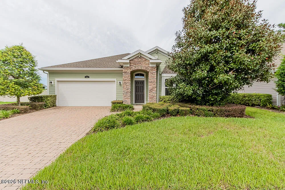 5 bed, 3.0 bath, 2666 sqft, $3,700 — Photo 1