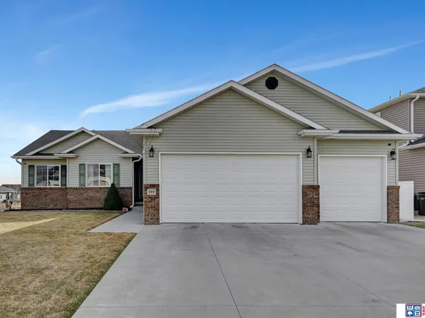 740 N 96th St, Lincoln, NE 68505