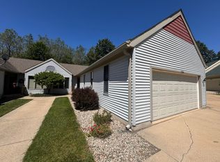 1534 Liberty Ln, Hastings, MI