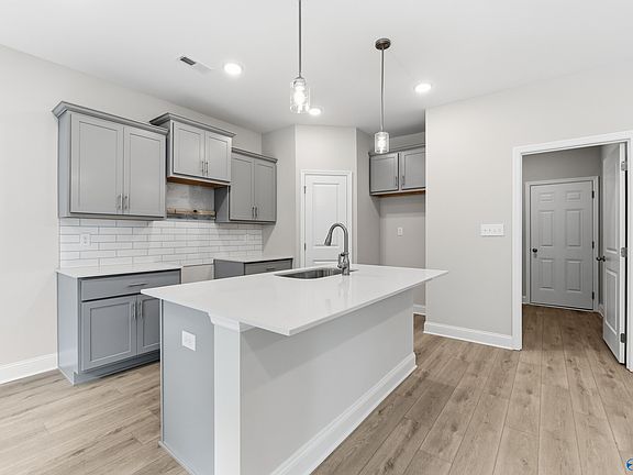4th image of 3709 Jaguar Way NW