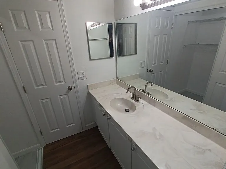 3918 La Mirada Dr N #7 — Photo 38