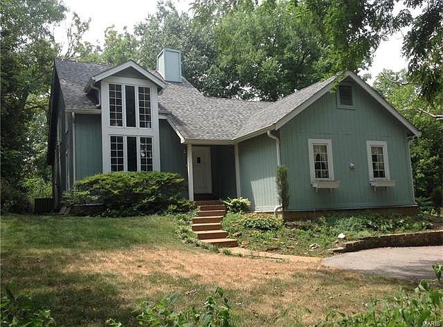 1st image of 598 W Monroe Ave