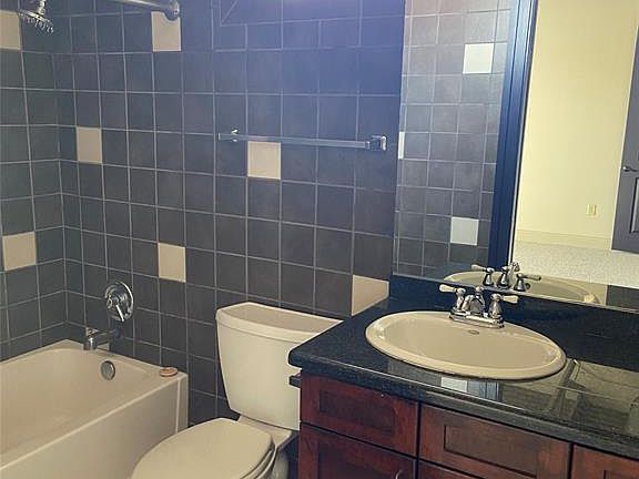 5th image of 929 Lipscomb St Ste 203