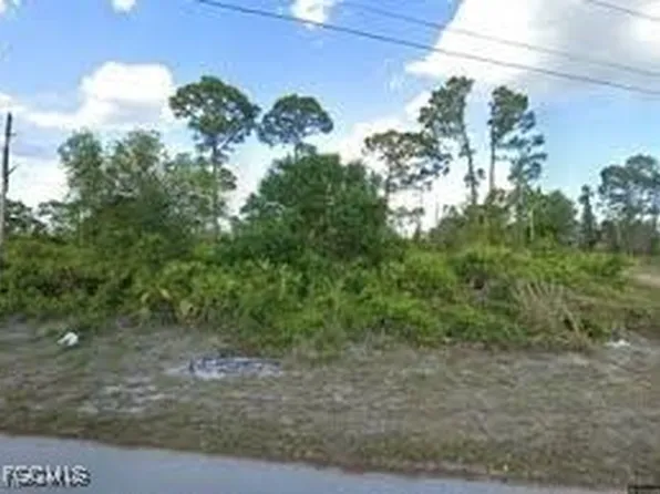 1058 Mansion Ave S, Lehigh Acres, FL 33974