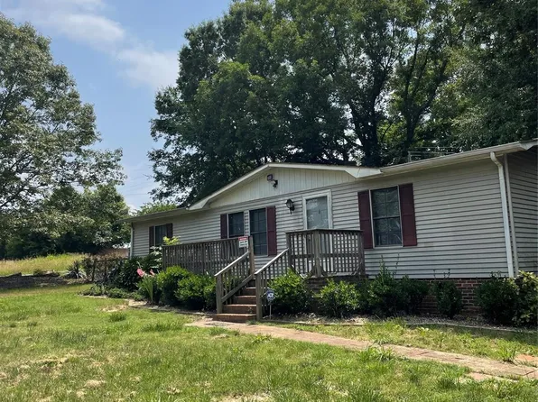 11333 Flowes Store Rd, Midland, NC 28107