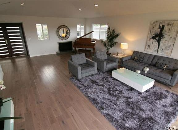 5th image of 3600 Berry Dr
