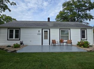 57047 Greenlawn Ave, Osceola, IN 46561