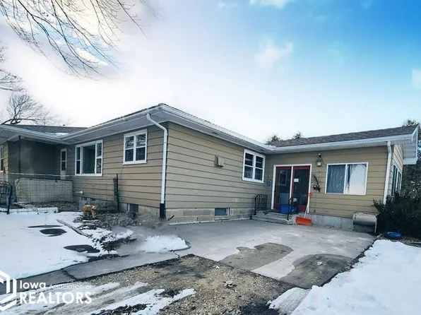 2631 Timber Ave, Charles City, IA 50616